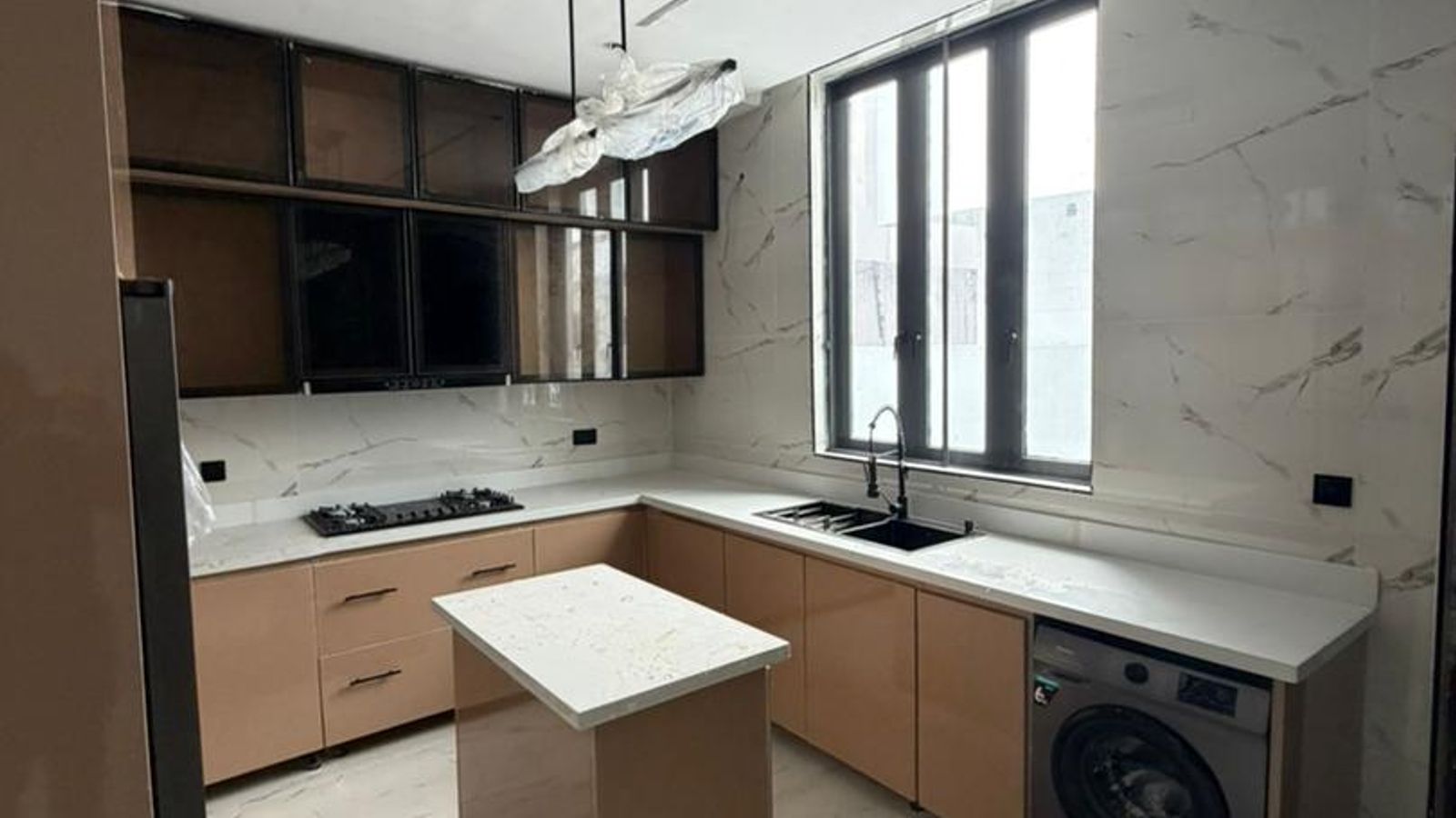 5 Bedroom Fully Detached Duplex