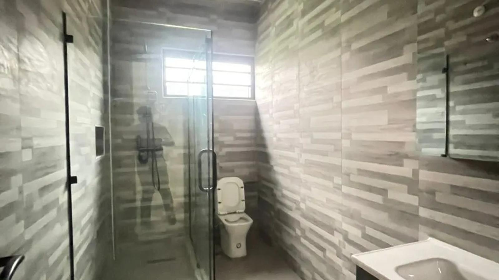 4 BEDROOM SEMI-DETACHED DUPLEX