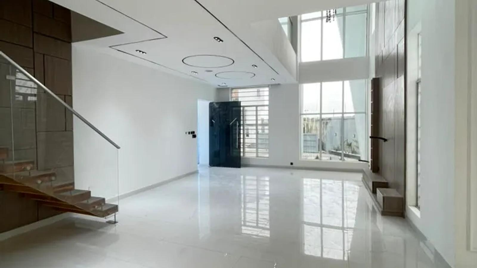 5 Bedroom Fully Detached Duplex
