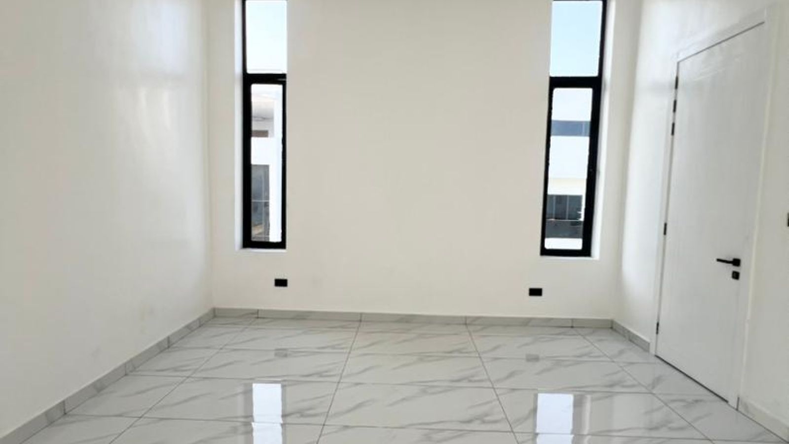 5 Bedroom Fully Detached Duplex