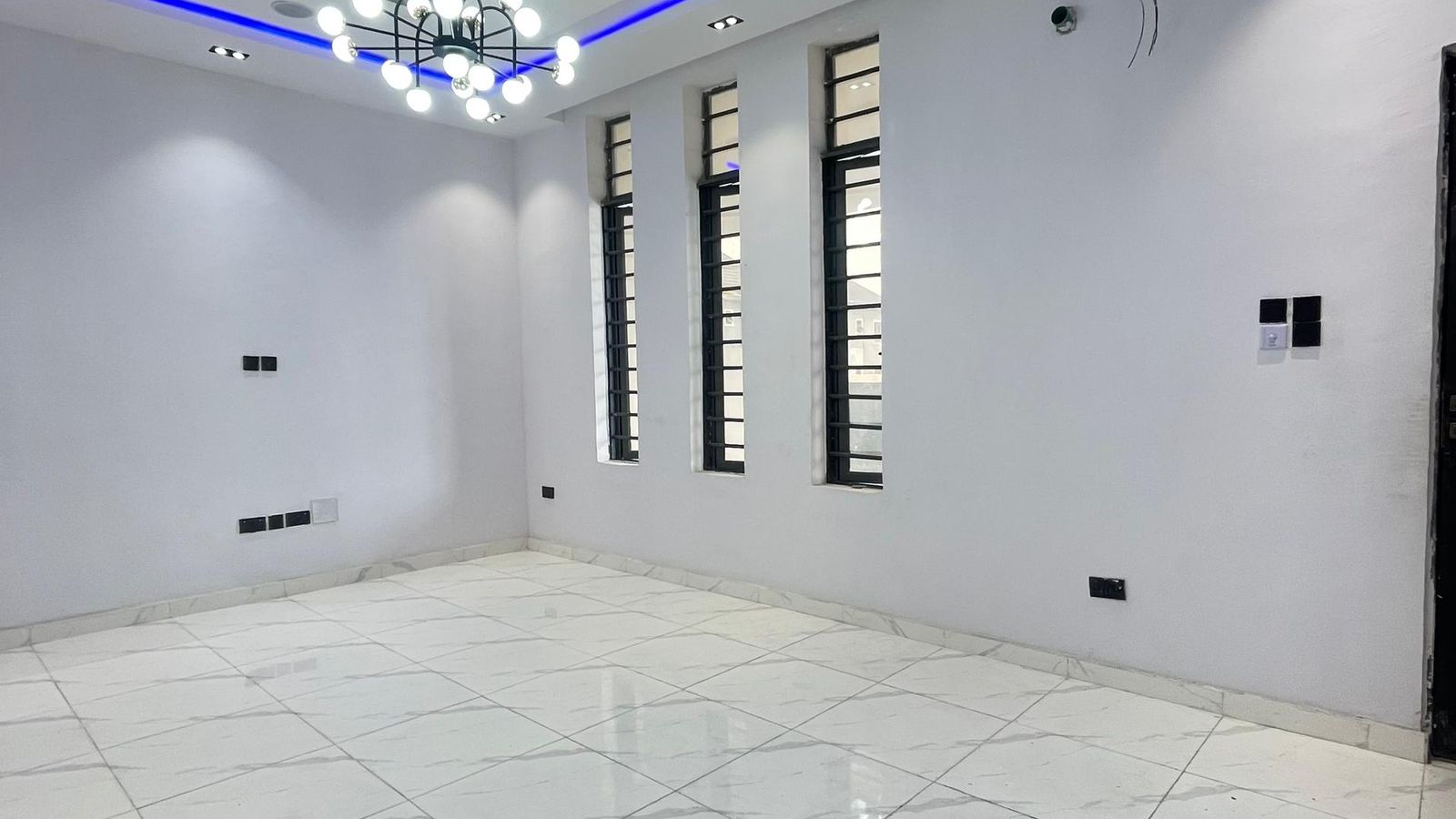 4 Bedroom Terrace Duplex