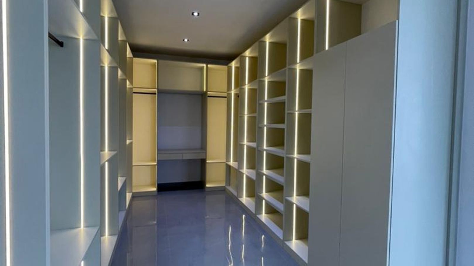 5 Bedroom Semi Detached Duplex