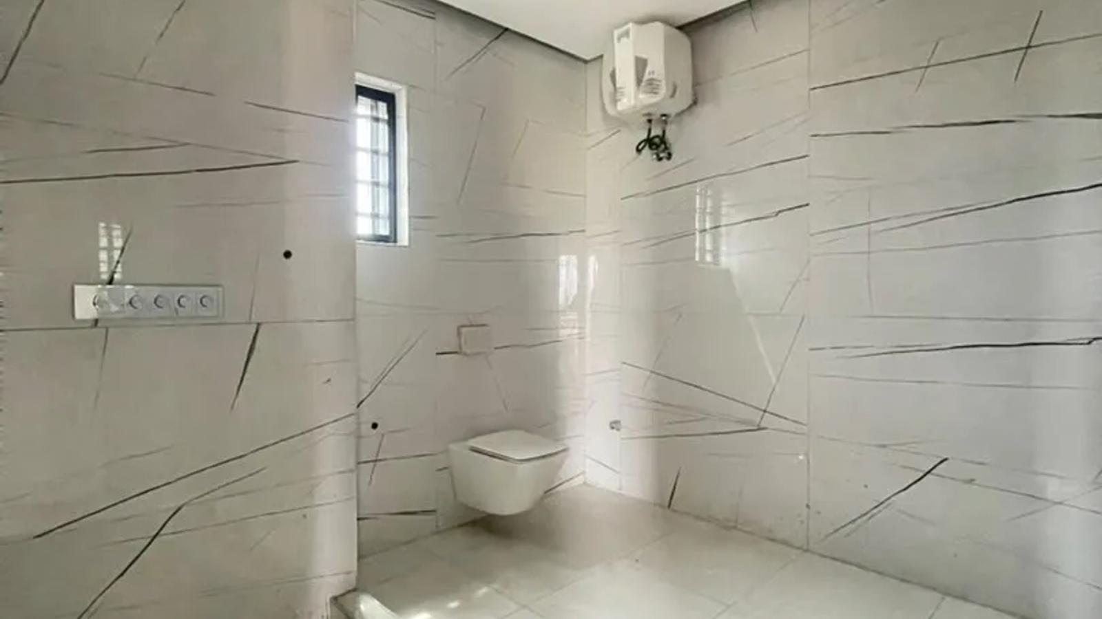 4 Bedroom Fully Detached Duplex