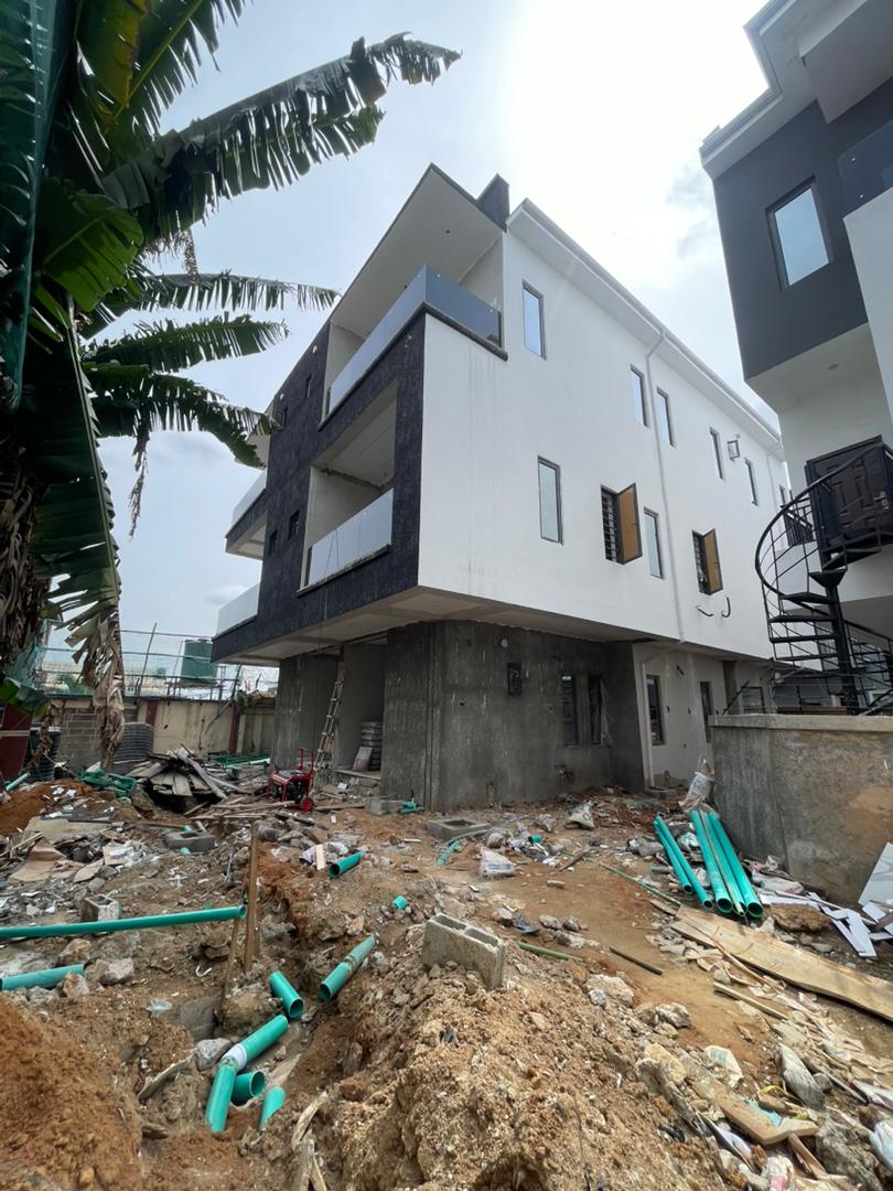 4 Bedroom Semi Detached Duplex