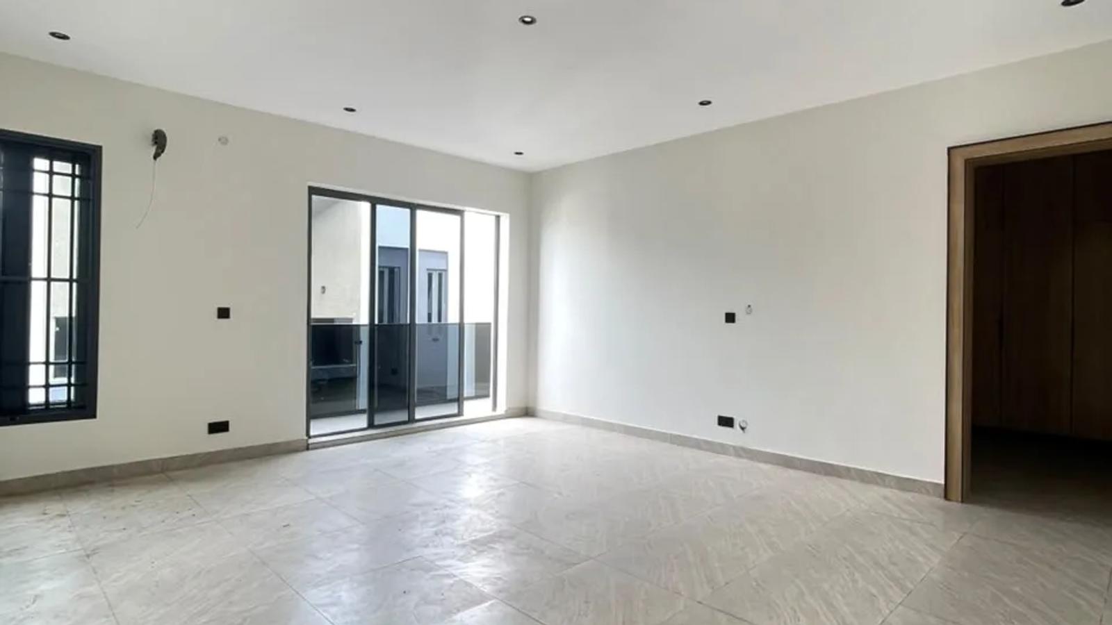 3&4 BEDROOM DUPLEX