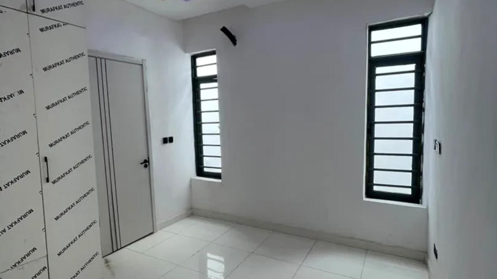 4 Bedroom Fully Detached Duplex
