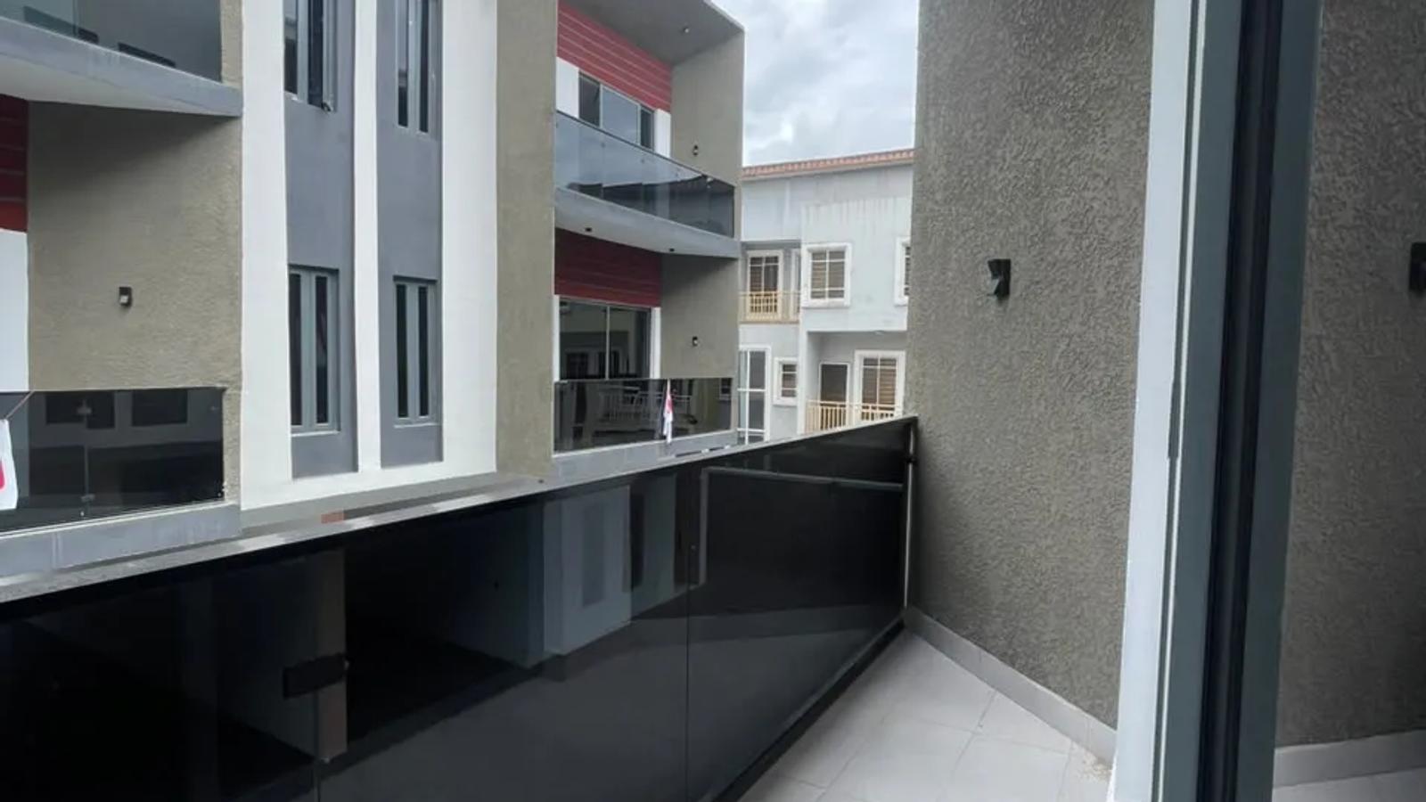 3&4 BEDROOM DUPLEX