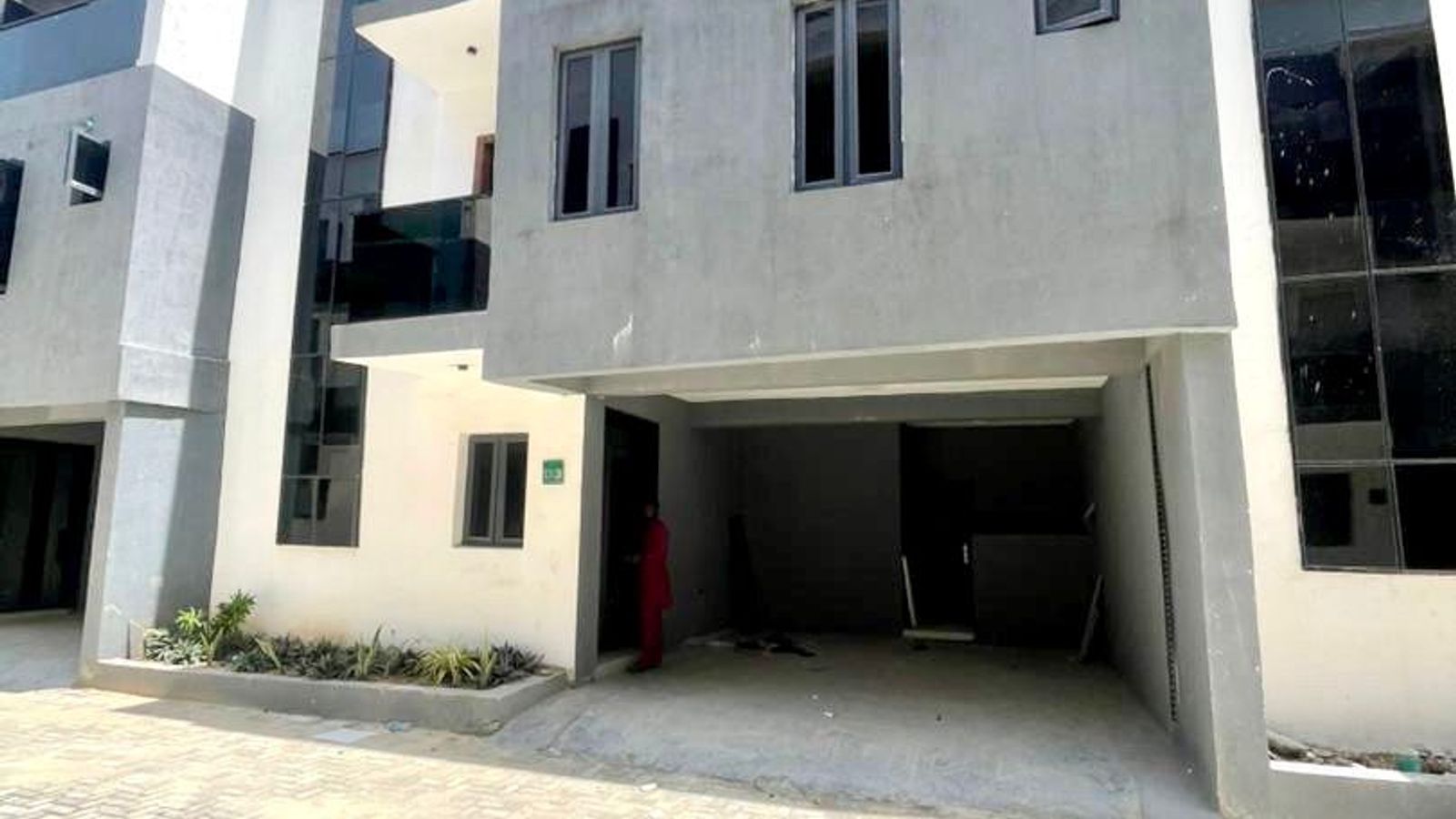 4 Bedroom Semi Detached Duplex