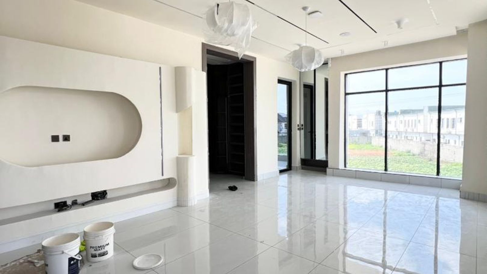 5 Bedroom Fully Detached Duplex