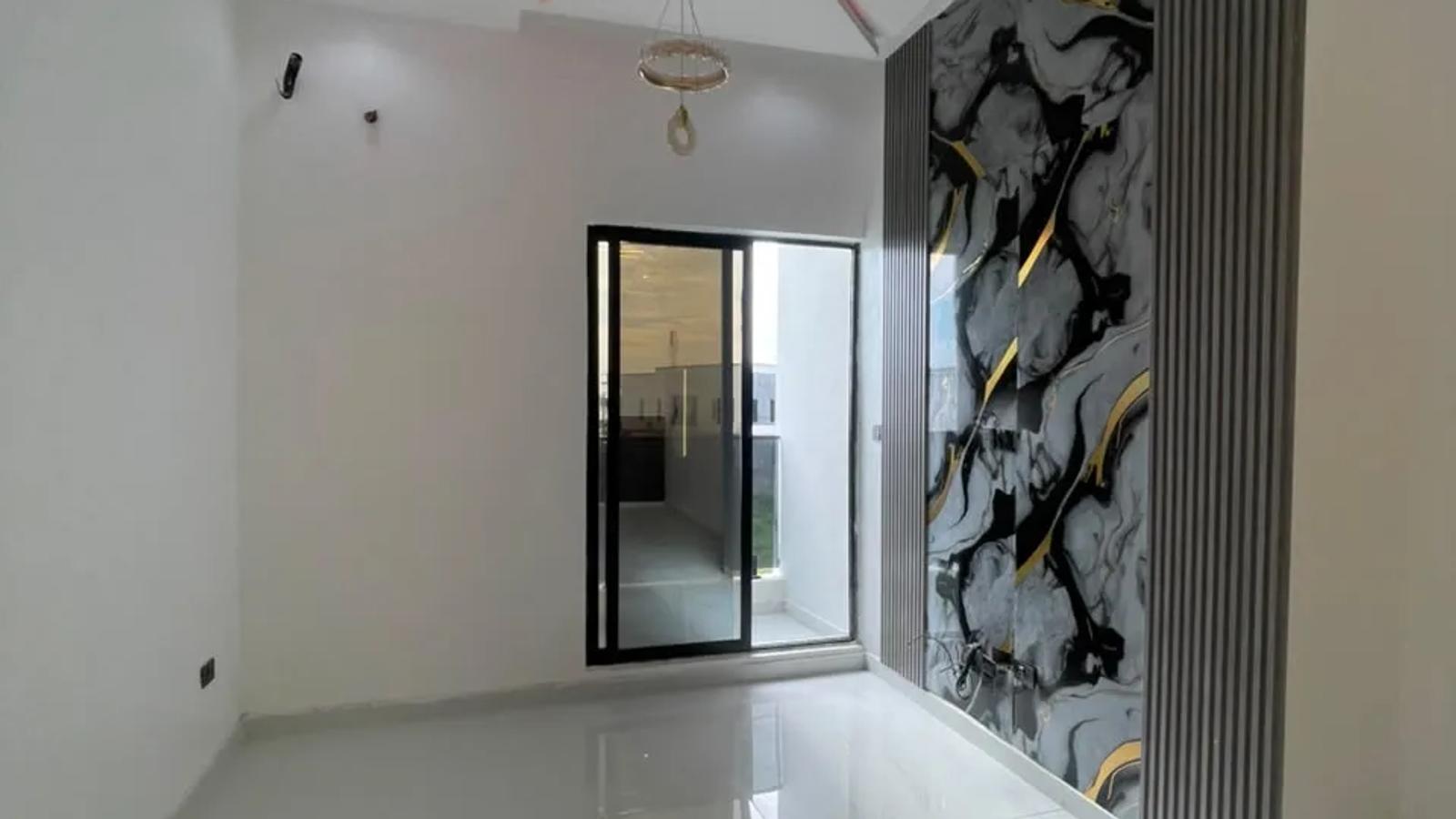 5 Bedroom Fully Detached Duplex