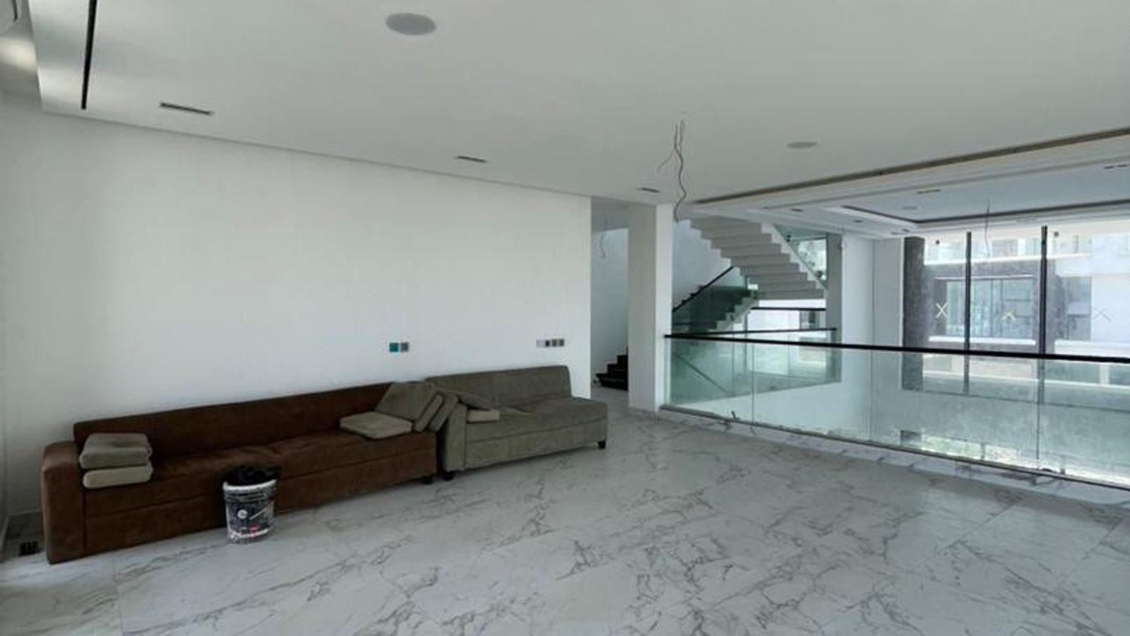 5 Bedroom Fully Detached Duplex