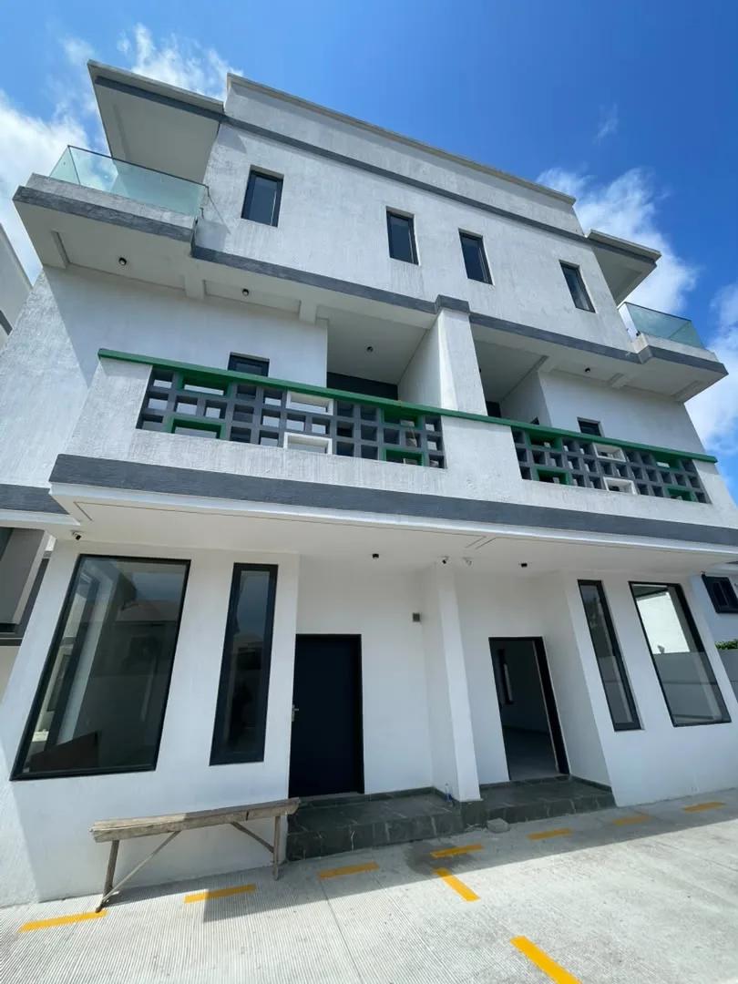 4 Bedroom Semi Detached Duplex
