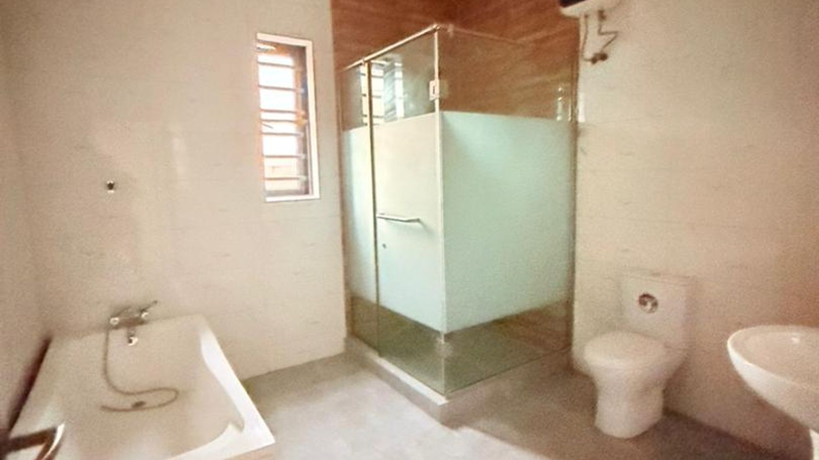 4 Bedroom Fully Detached Duplex