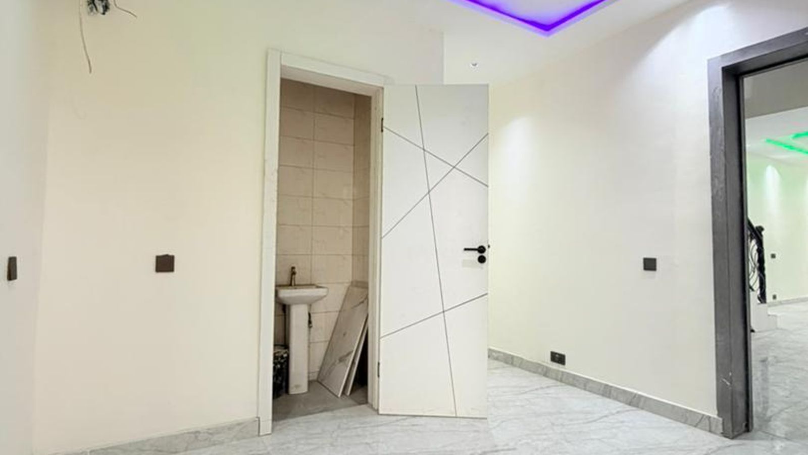 4 Bedroom Fully Detached Terrace Duplex