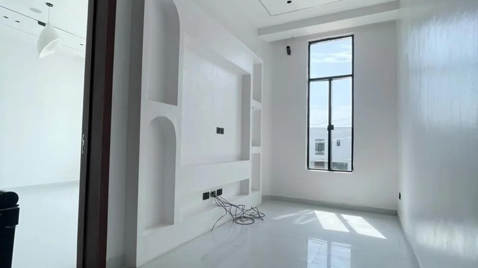 4 Bedroom Semi Detached Duplex