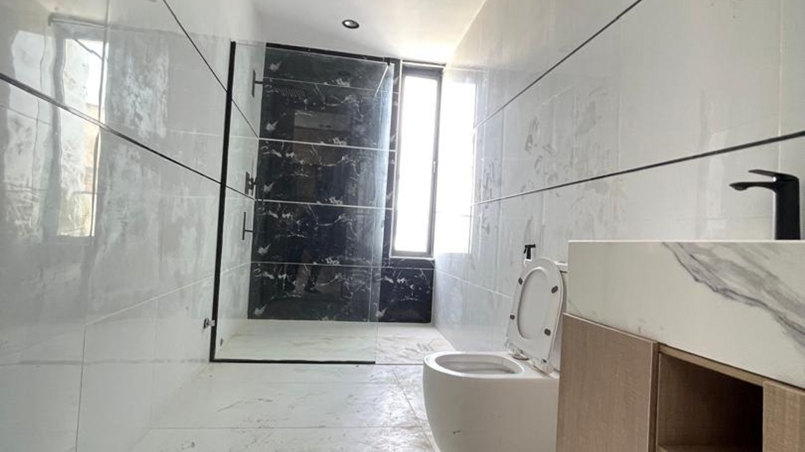 5 Bedroom Fully Detached Duplex