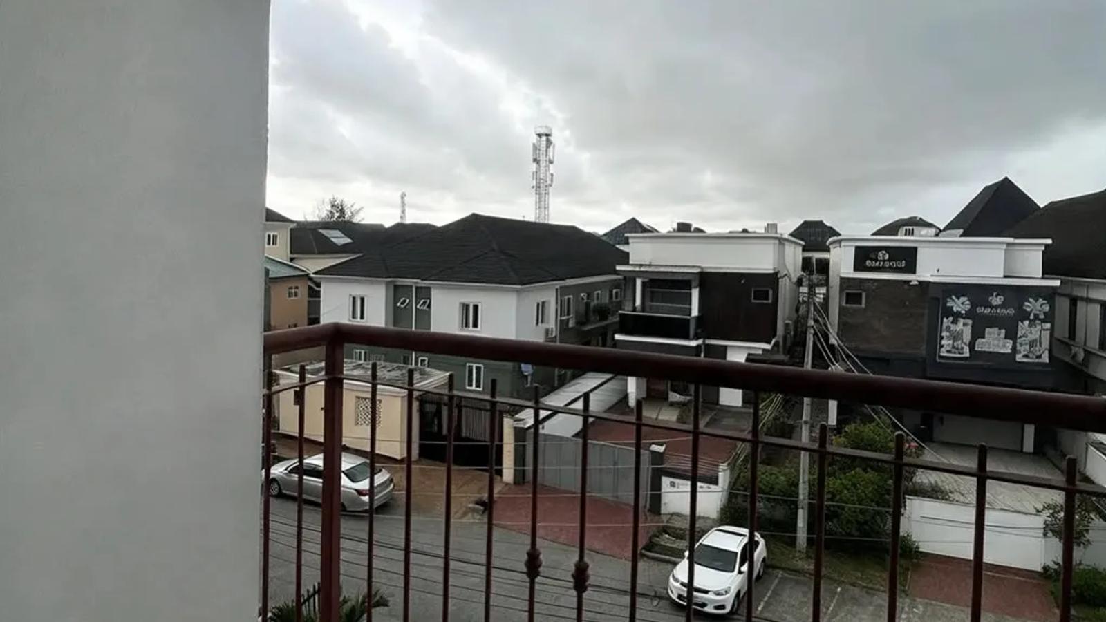 5 Bedroom Semi Detached Duplex