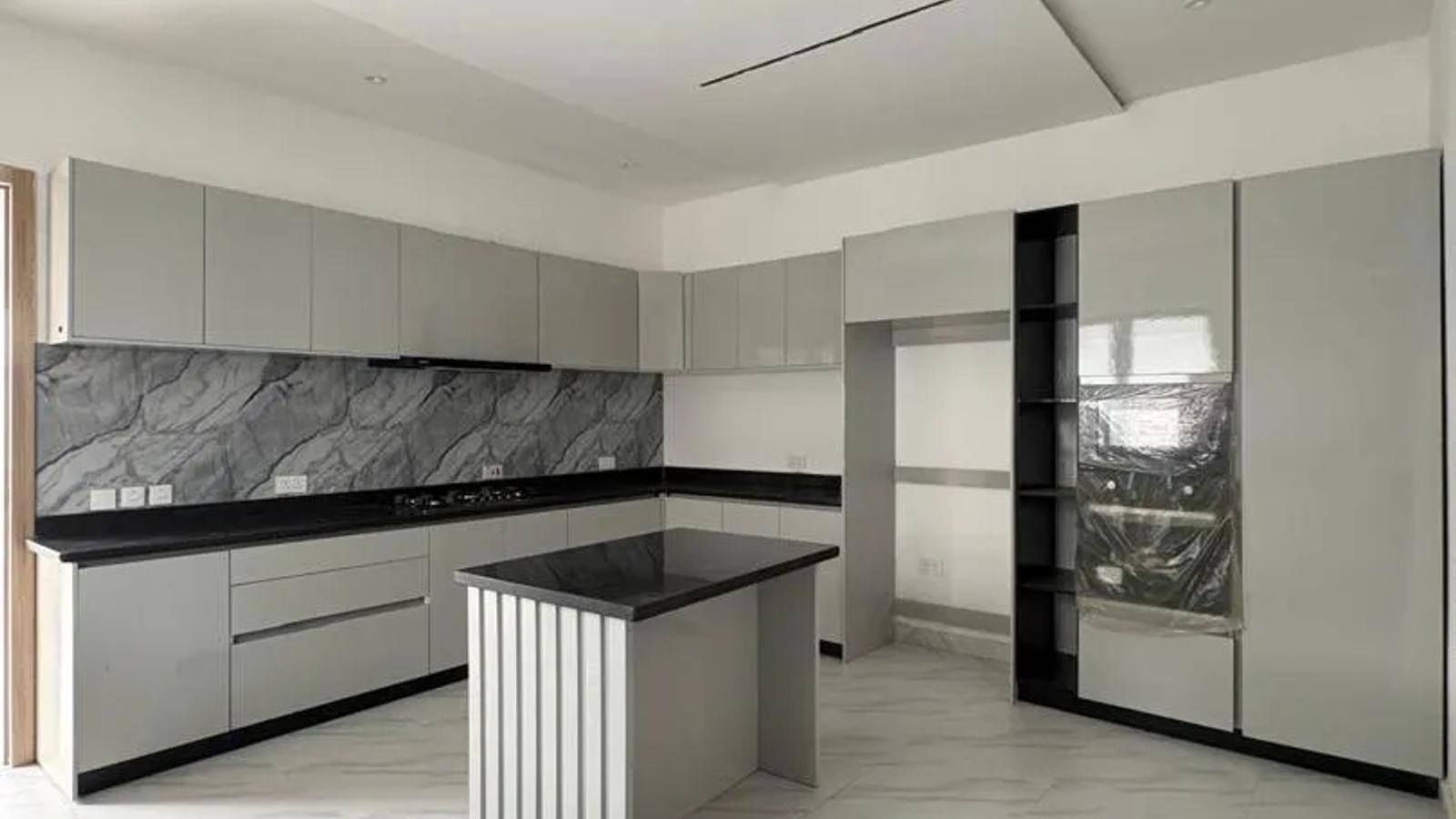4 Bedroom Fully Detached Duplex