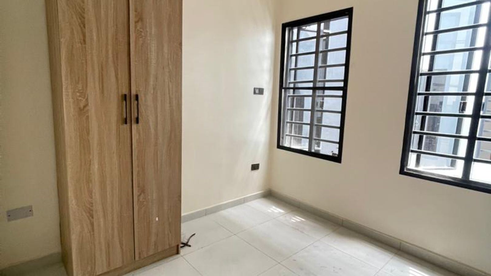 5 Bedroom Semi Detached Duplex