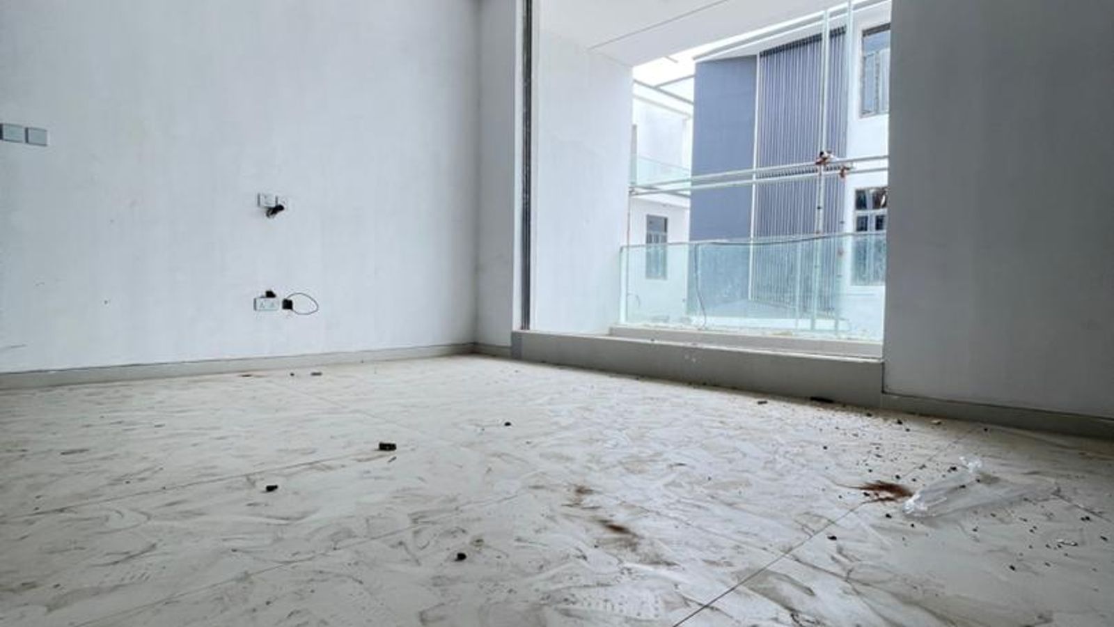 5 Bedroom Fully Detached Duplex