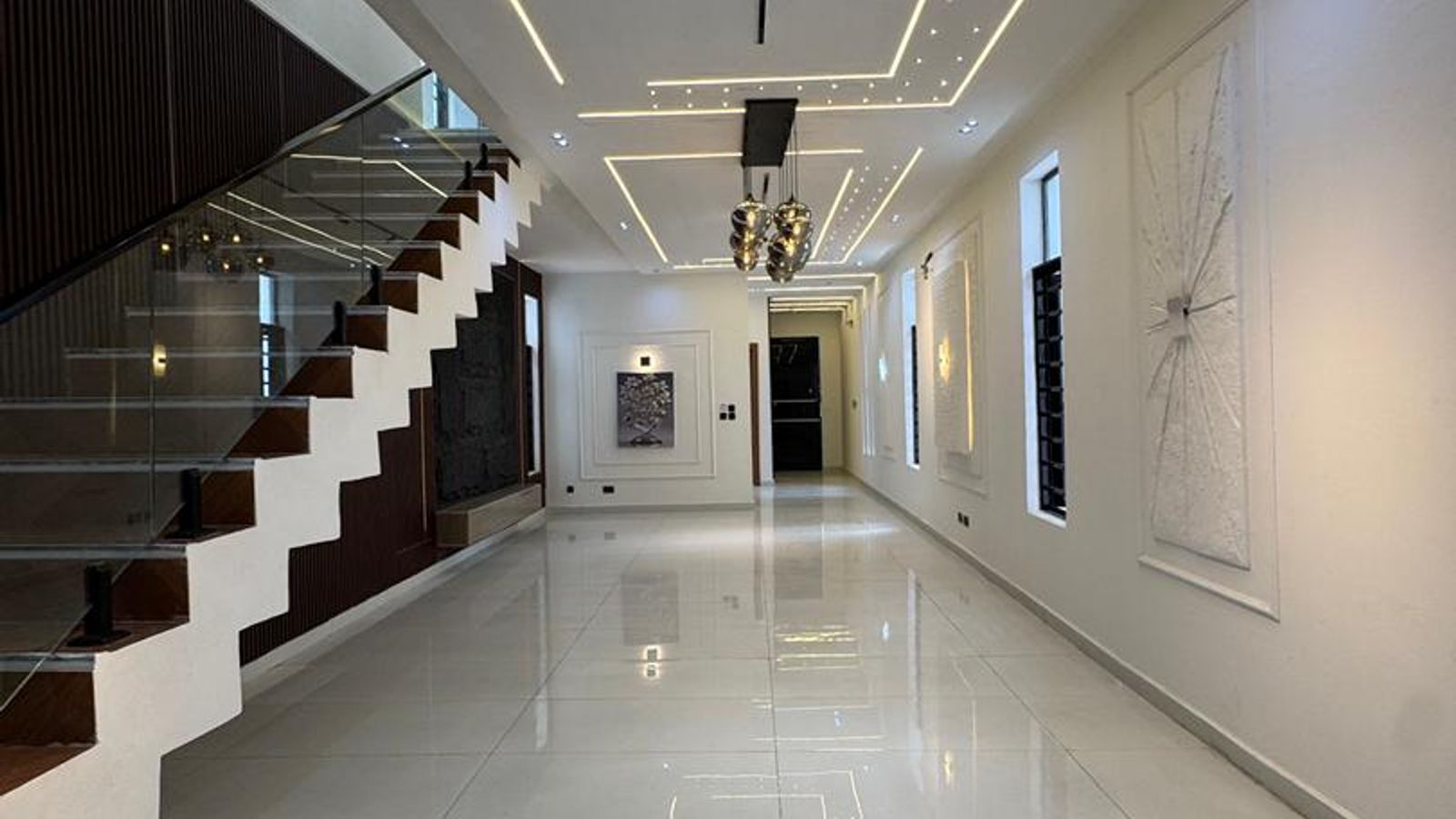 5 Bedroom Fully Detached Duplex