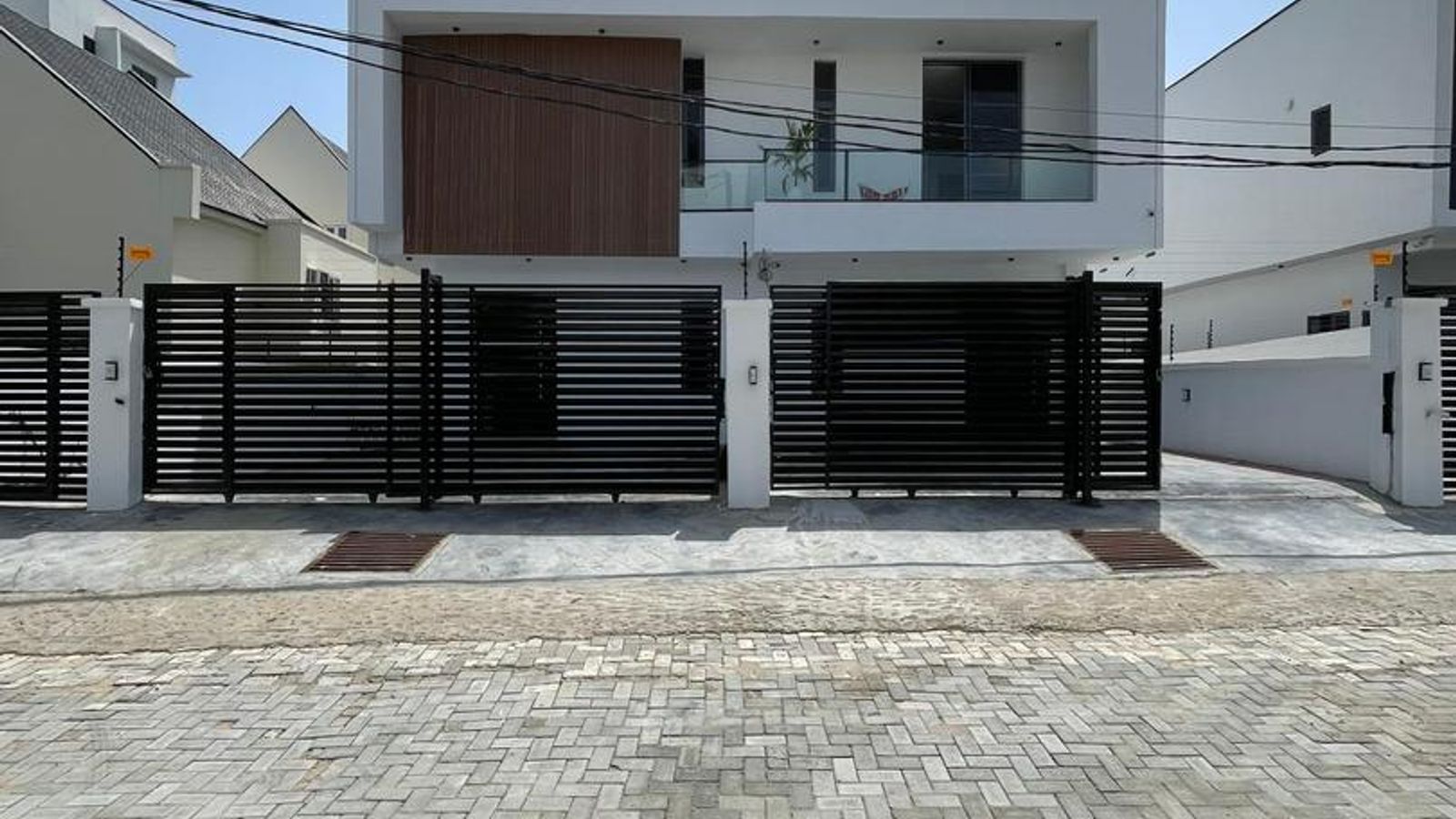 4 Bedroom Semi Detached
