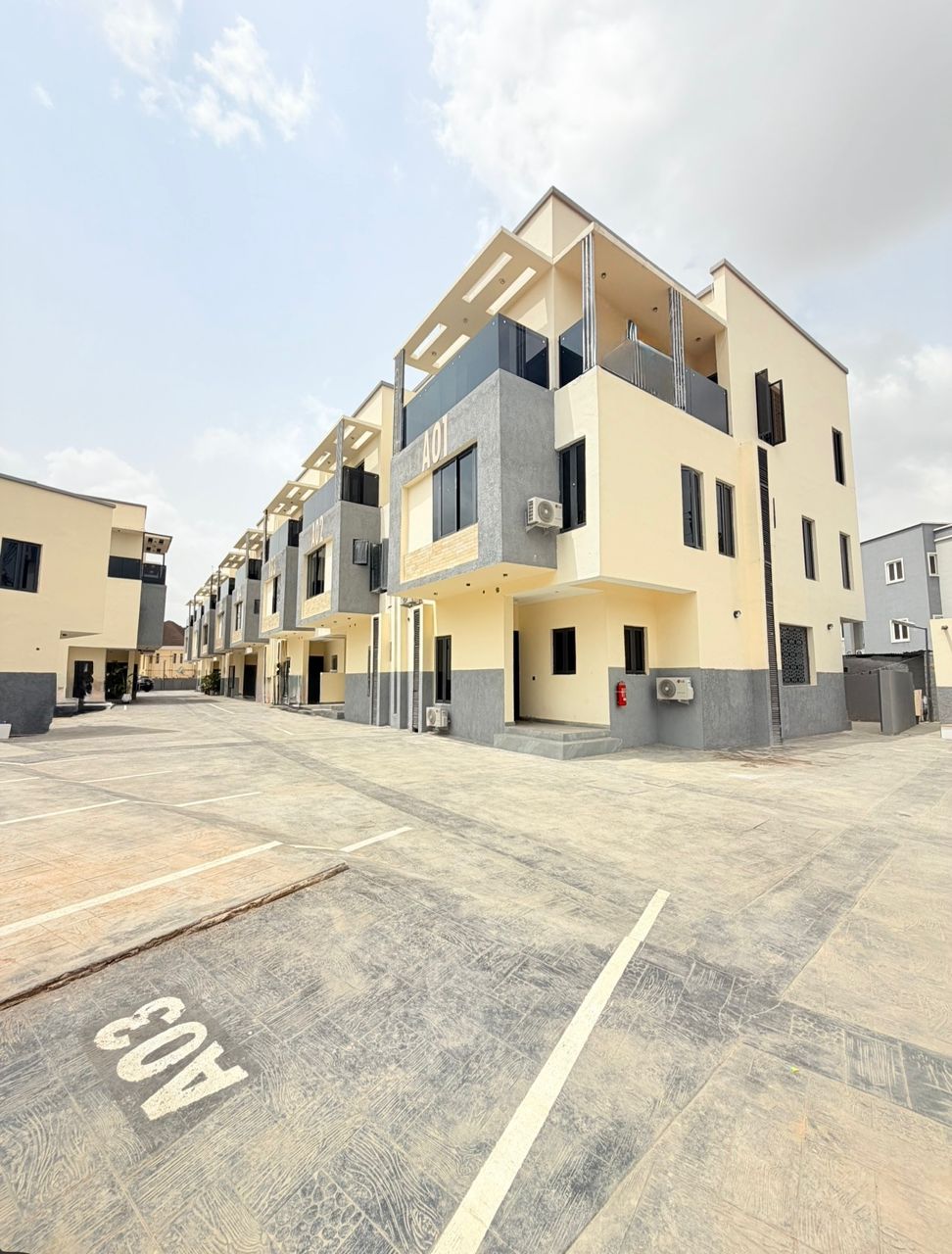 4 Bedroom Fully Detached Terrace Duplex