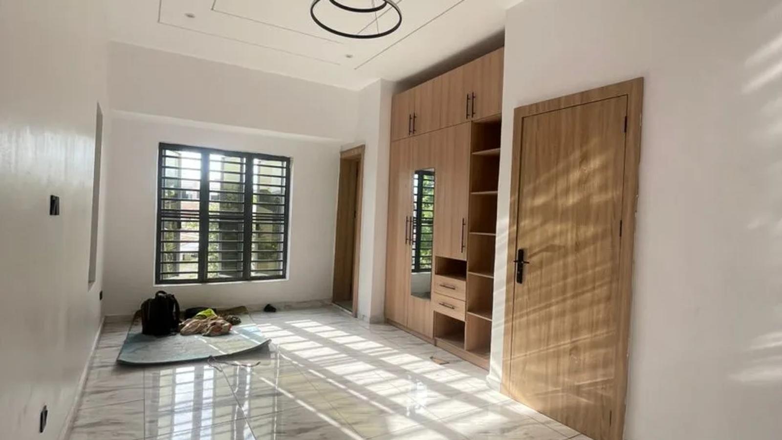 4 Bedroom Terrace Duplex
