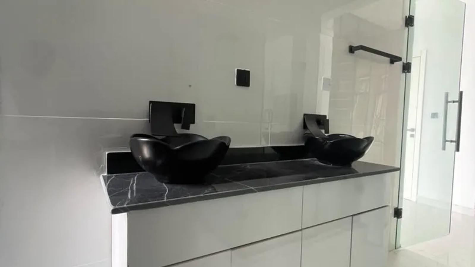 4 BEDROOM SEMI-DETACHED DUPLEX WITH BQ