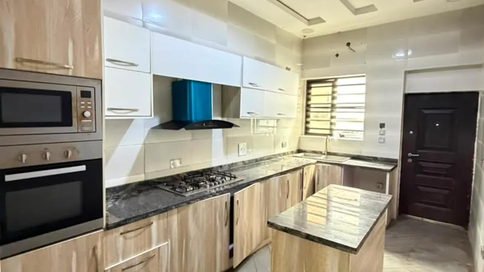 4 Bedroom Semi Detached Duplex
