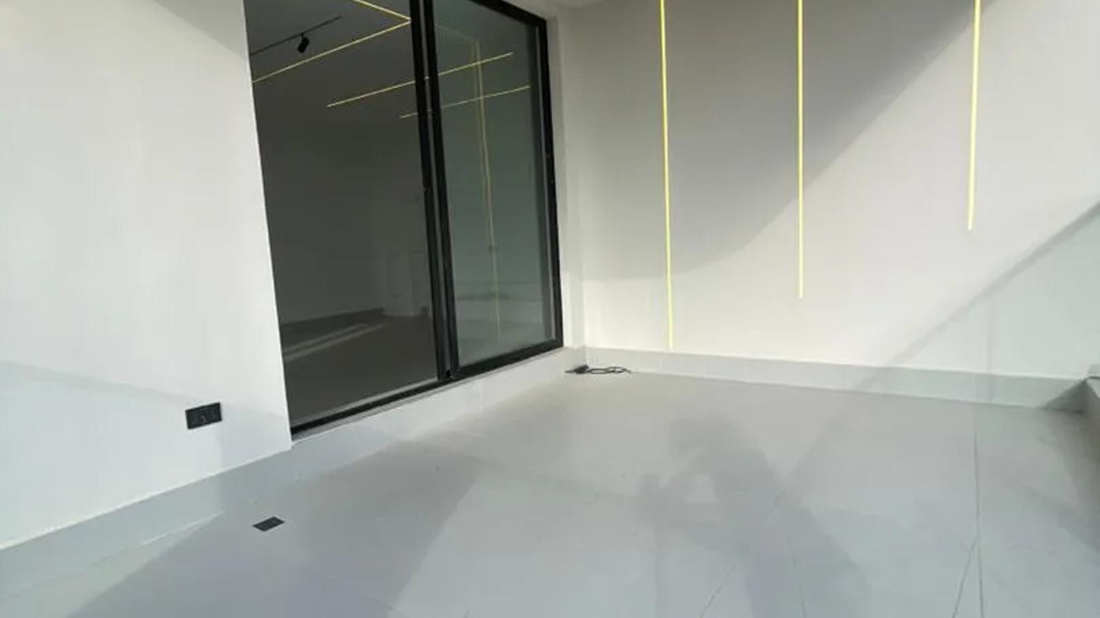 5 Bedroom Semi Detached Duplex