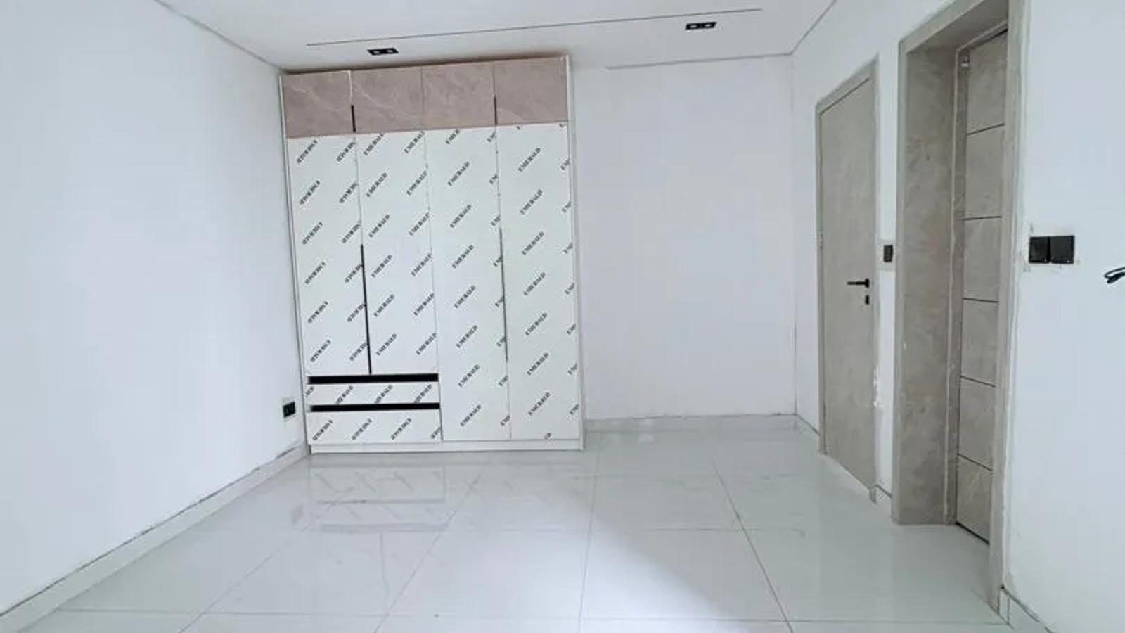 1,2&3 Bedroom Apartment