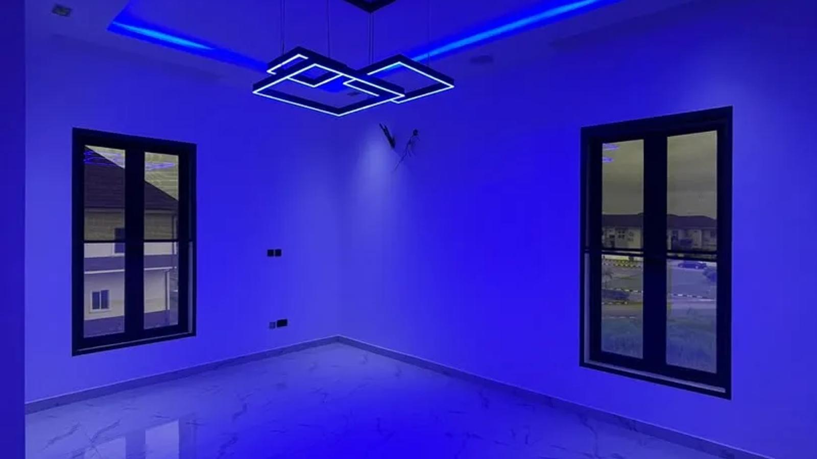 7 Bedroom Fully Detached Duplex