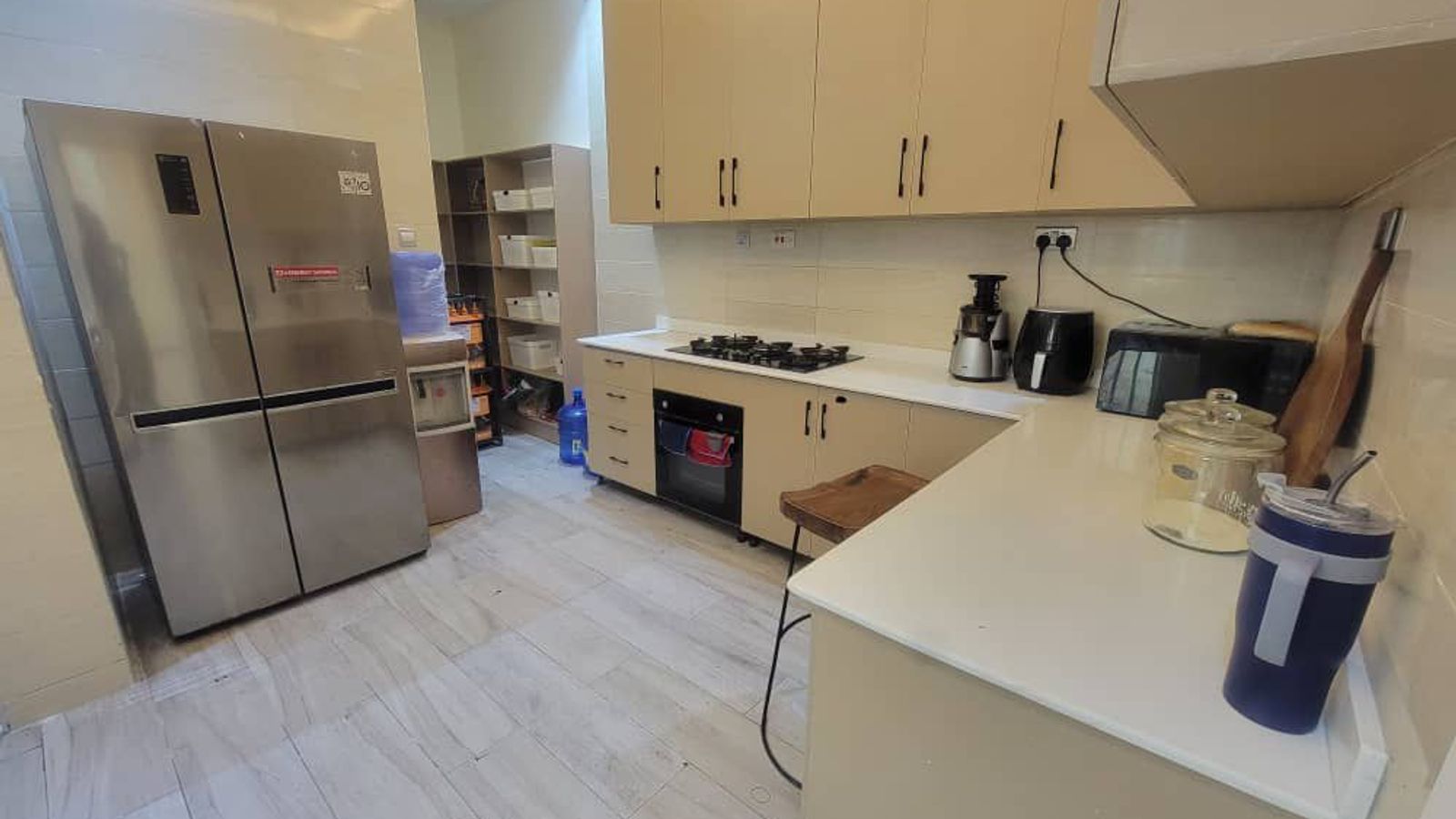 3 Bedroom Apartment