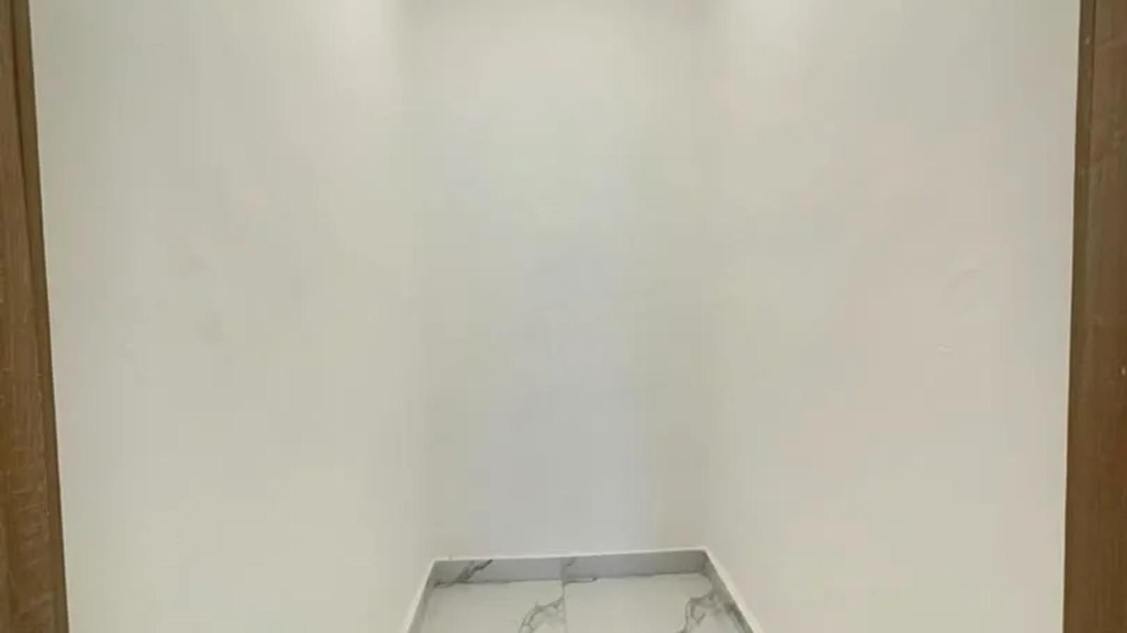 4 BEDROOM MAISONETTE WITH BQ