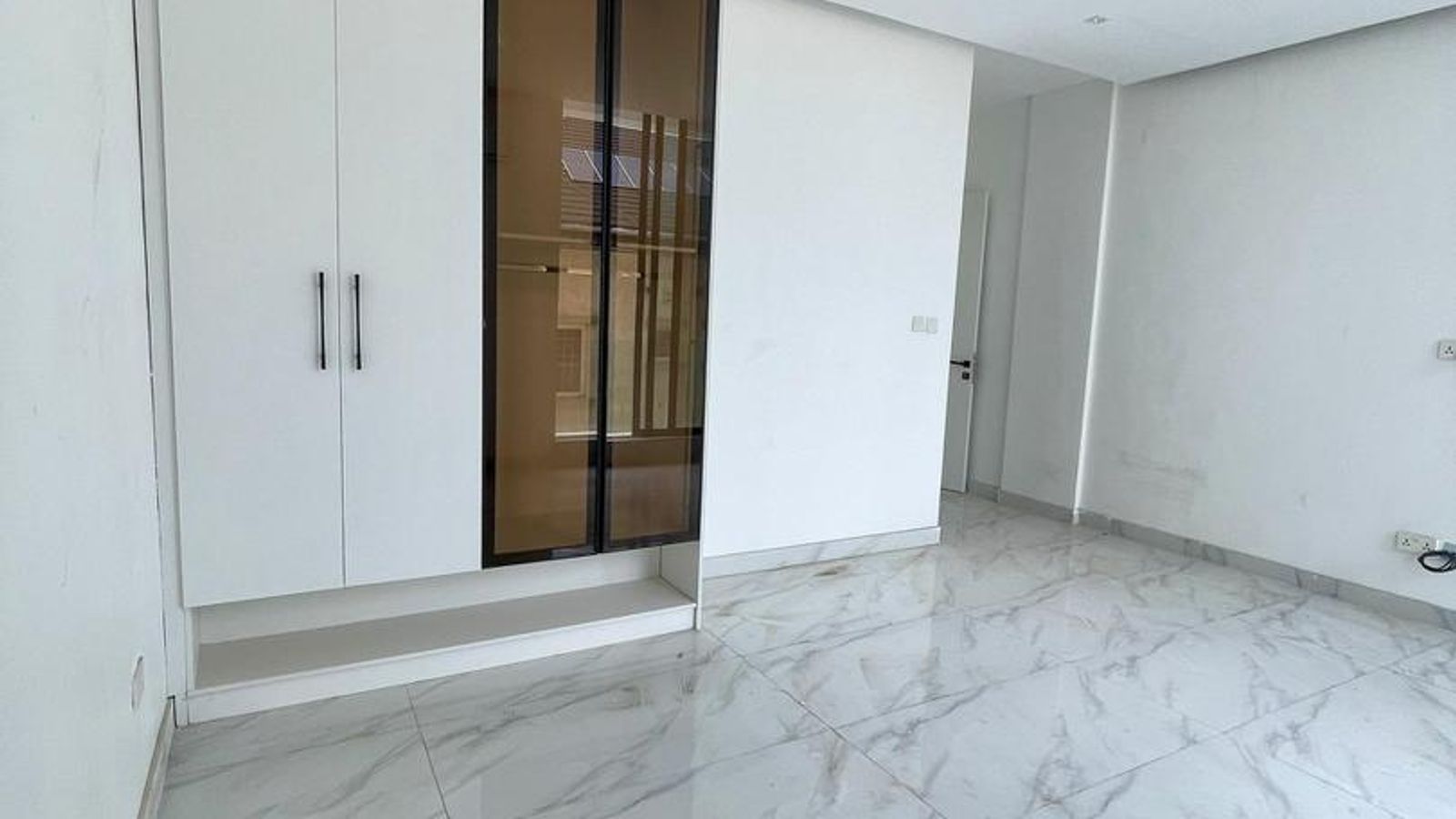 2 Bedroom