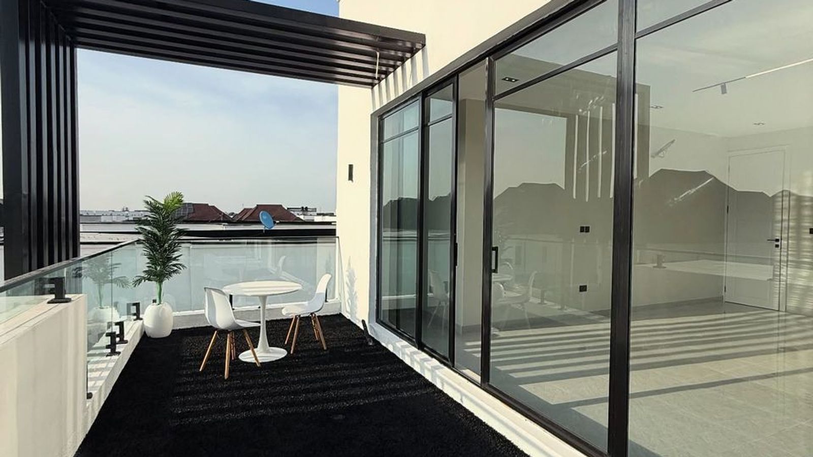 5 Bedroom Fully Detached Terrace Duplex