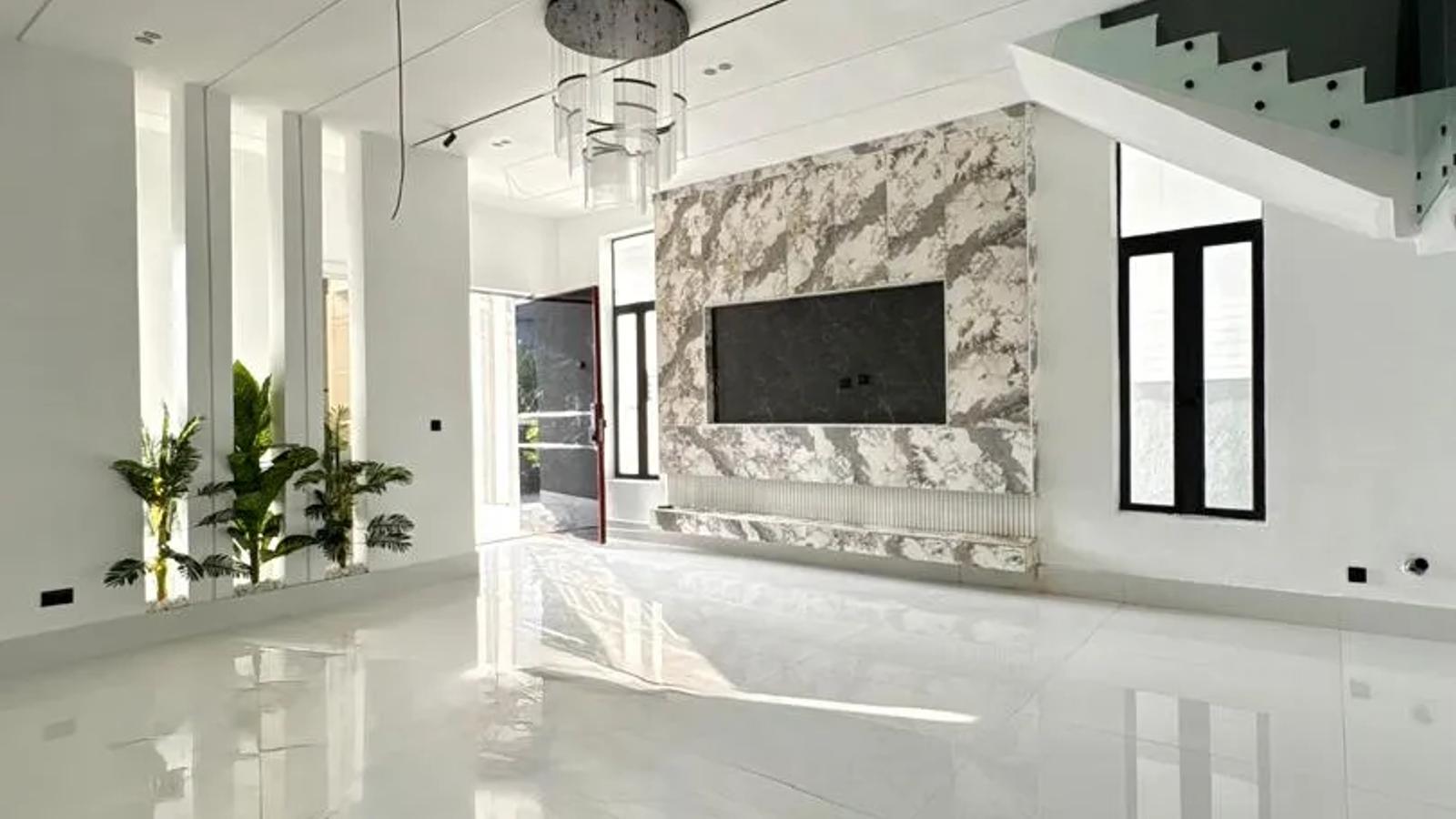4 Bedroom Fully Detached Duplex