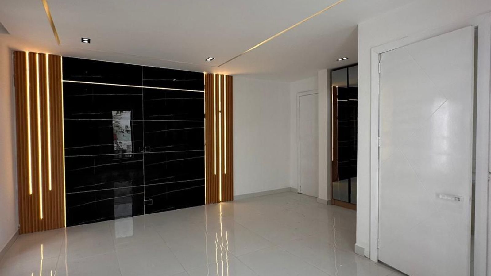 5 Bedroom Fully Detached Duplex
