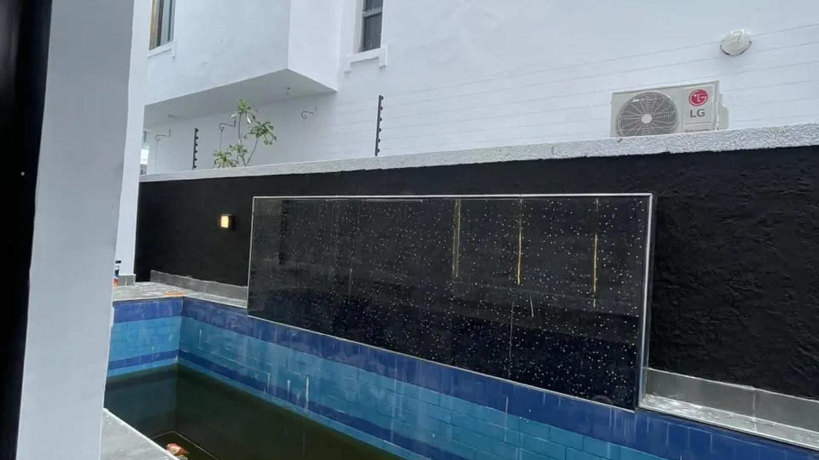 5 Bedroom Fully Detached Duplex