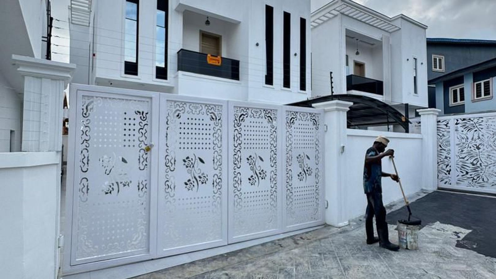 5 Bedroom Fully Detached Duplex