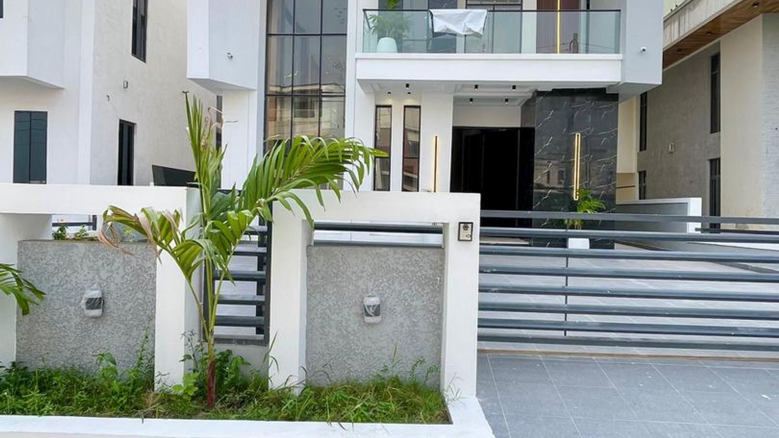 5 Bedroom