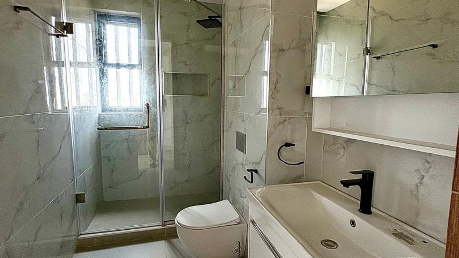 5 Bedroom Semi Detached Duplex