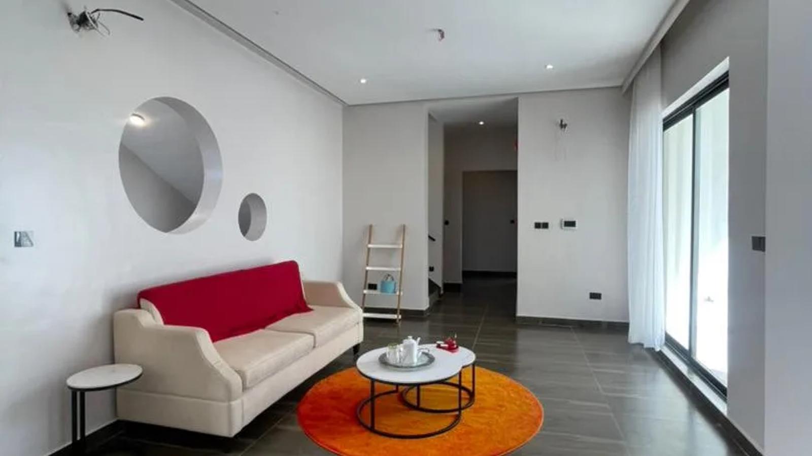 5 Bedroom Fully Detached Duplex
