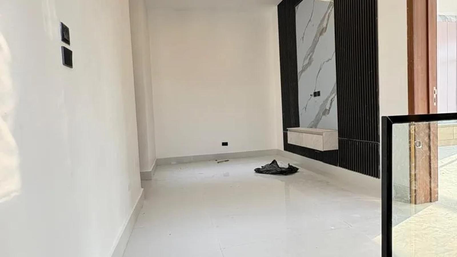 4 Bedroom Fully Detached Duplex