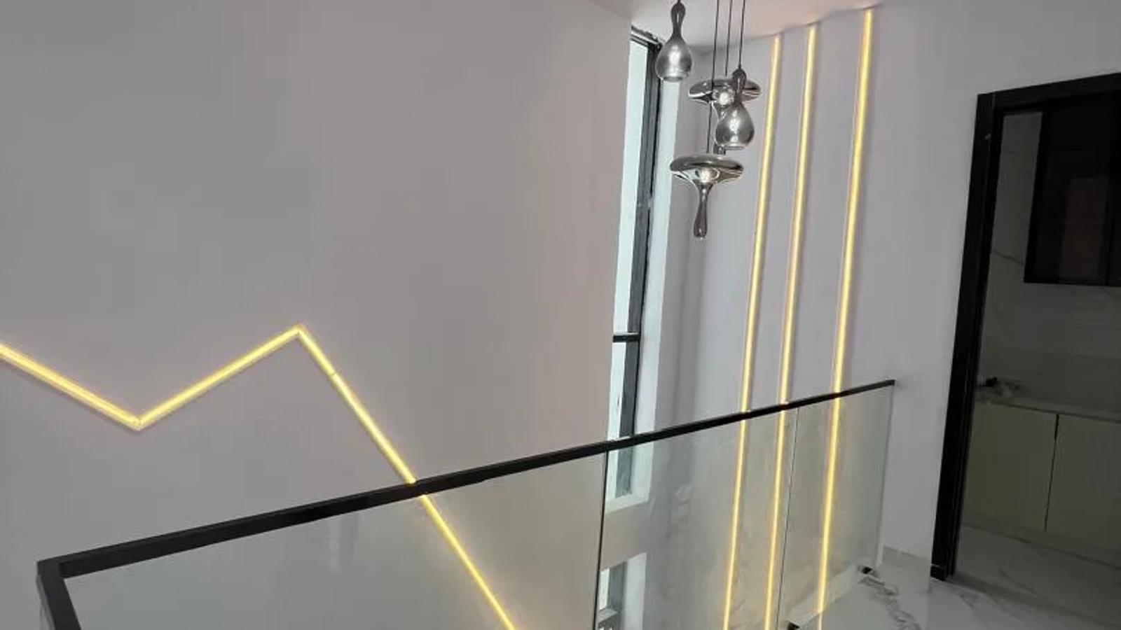 5 Bedroom Fully Detached Duplex