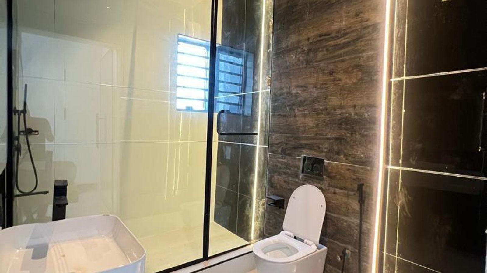 4 Bedroom Terrace Duplex