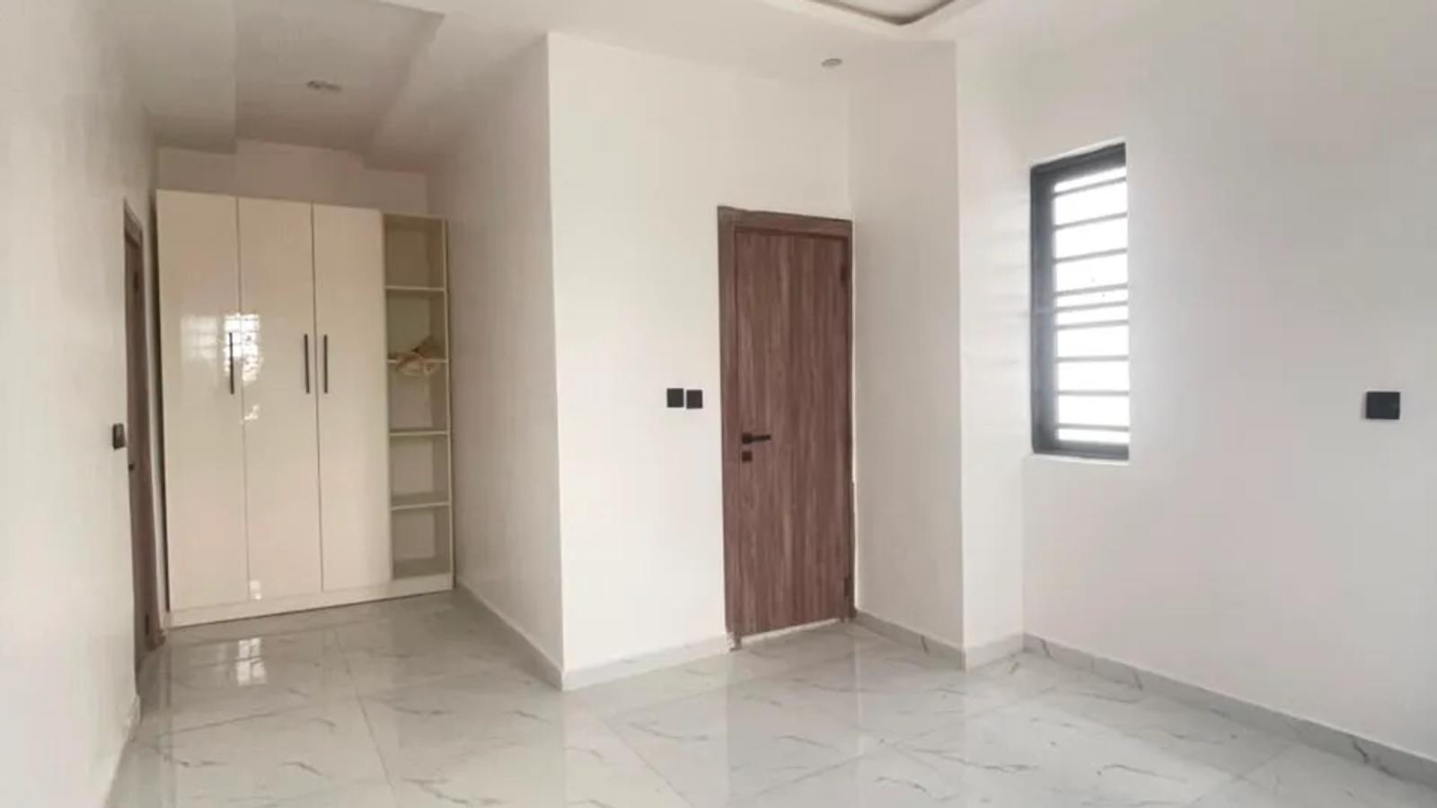 4 Bedroom Semi Detached Duplex