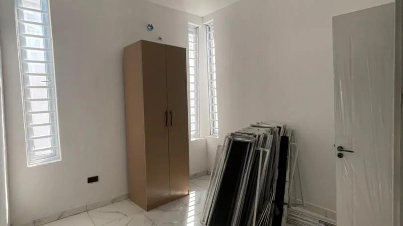 3 & 4 Bedroom Fully Detached Duplex