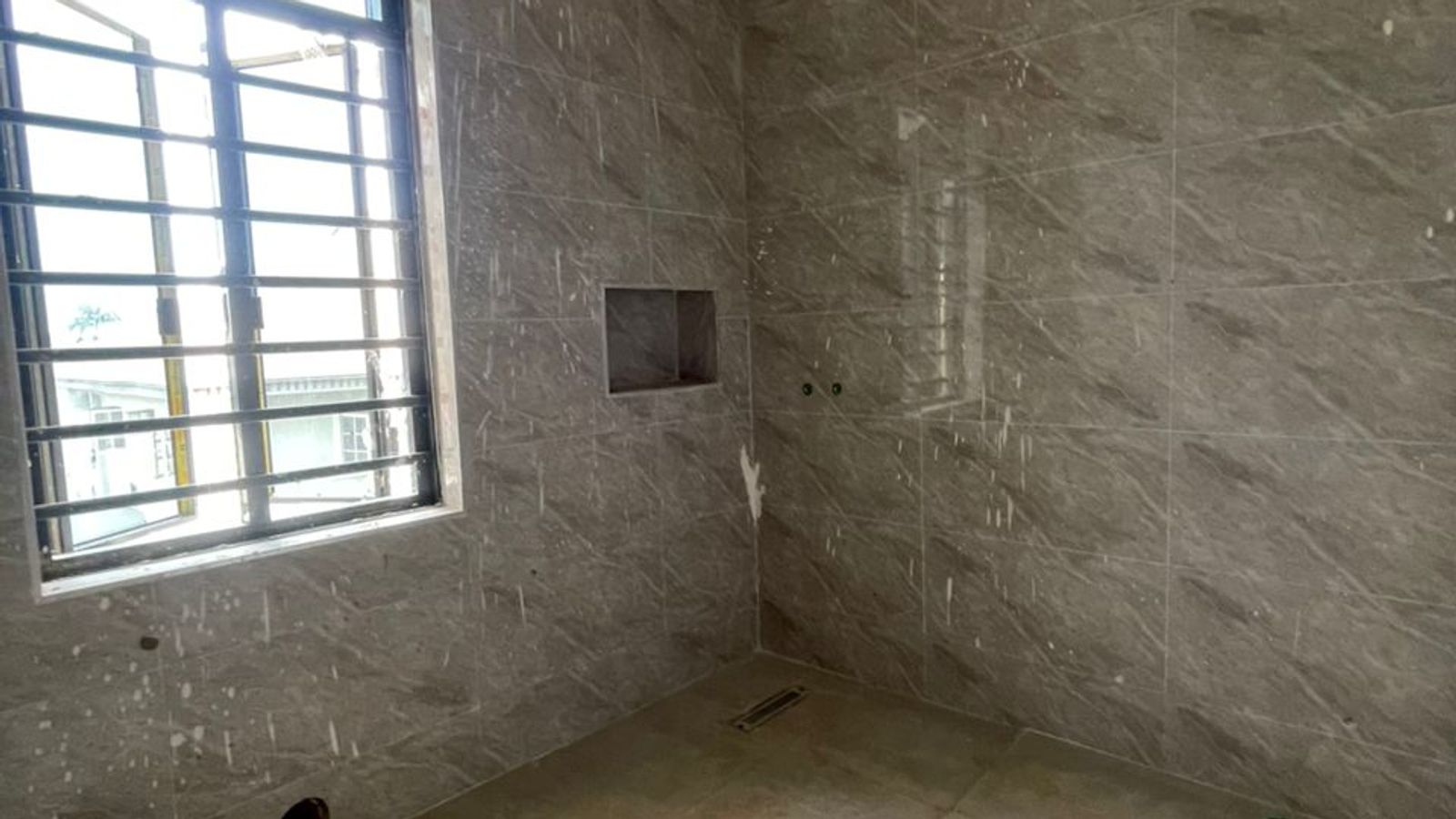 7 Bedroom Fully Detached Dupex